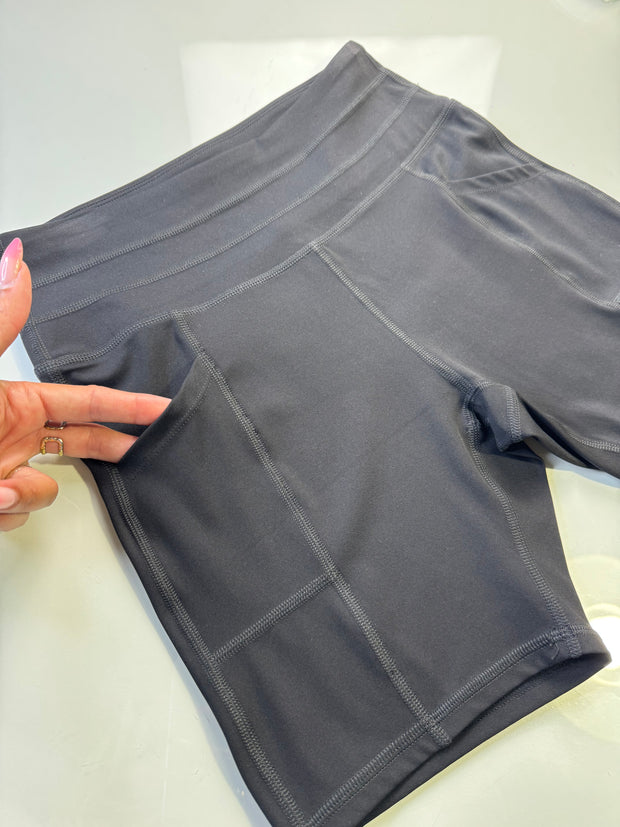 conjunto short + top negro SUB5